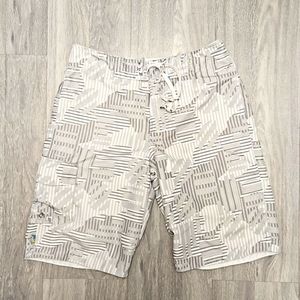 7|$30 SURFACE SHORTS SIZE 28